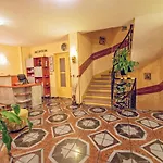 Color Hotel 3*