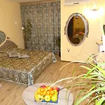Color Hotel