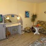 Color 3*