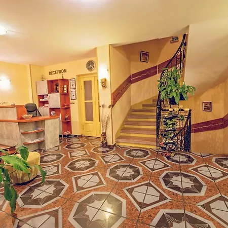 Color Otel 3*