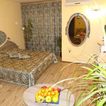 Color Hotel