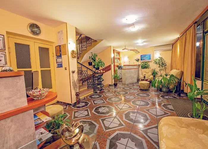 Color Ξενοδοχείο