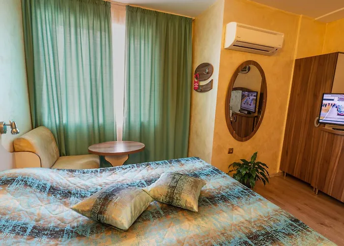 Color Ξενοδοχείο 3*