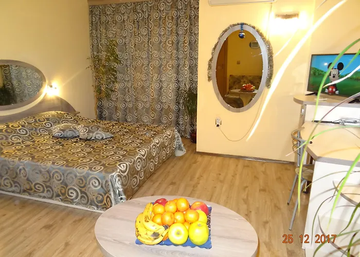 Color Ξενοδοχείο Βάρνα