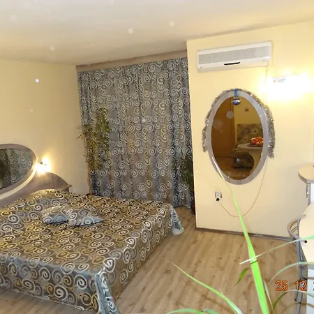 Color Hotel 3*