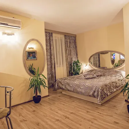 Hotel Color Warna